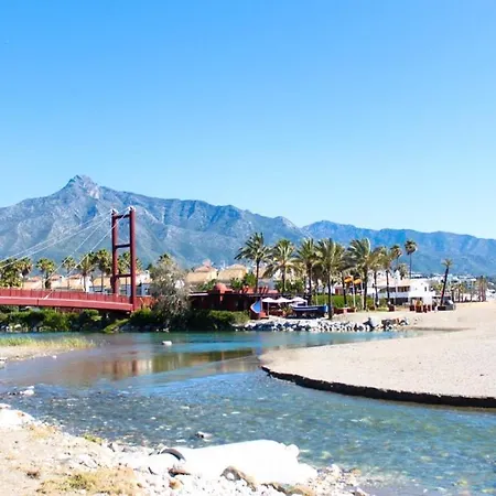 Encantador Playa Puerto Banus *
